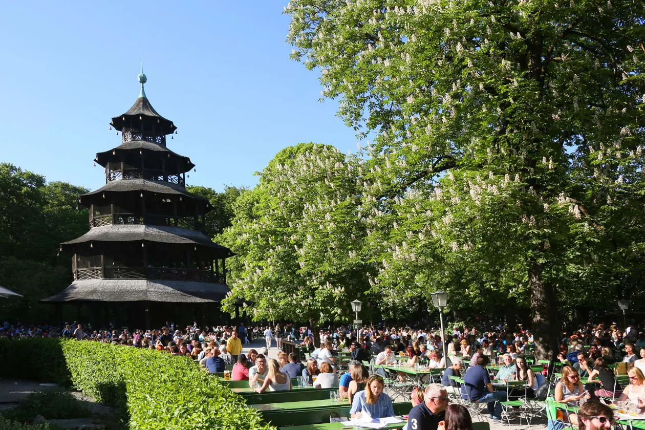 Biergarten am Chinesischen Turm, © München Tourismus, Tommy Lösch