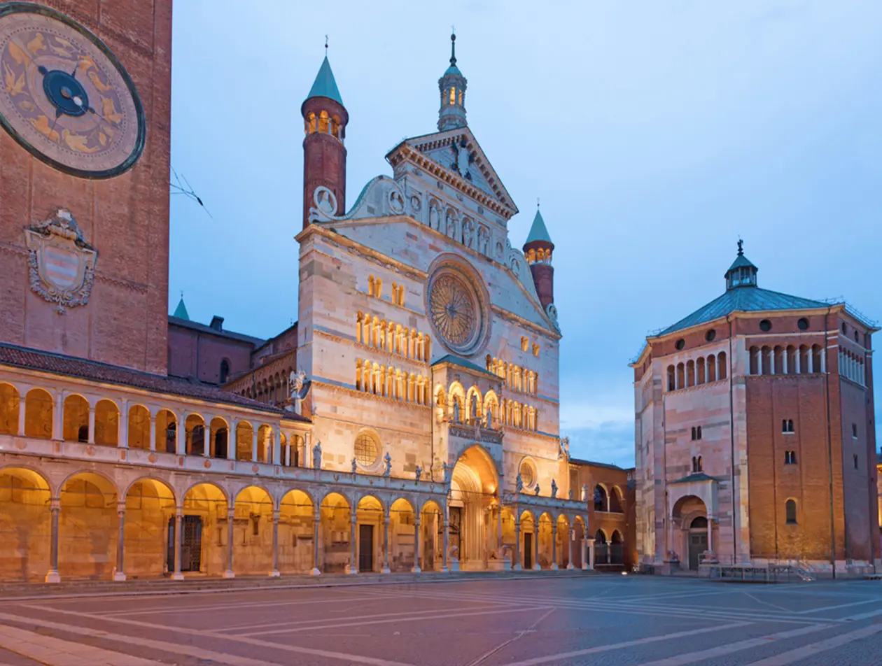 Cremona Cathedral Photo: Copyright © Sisterscom.com / Shutterstock