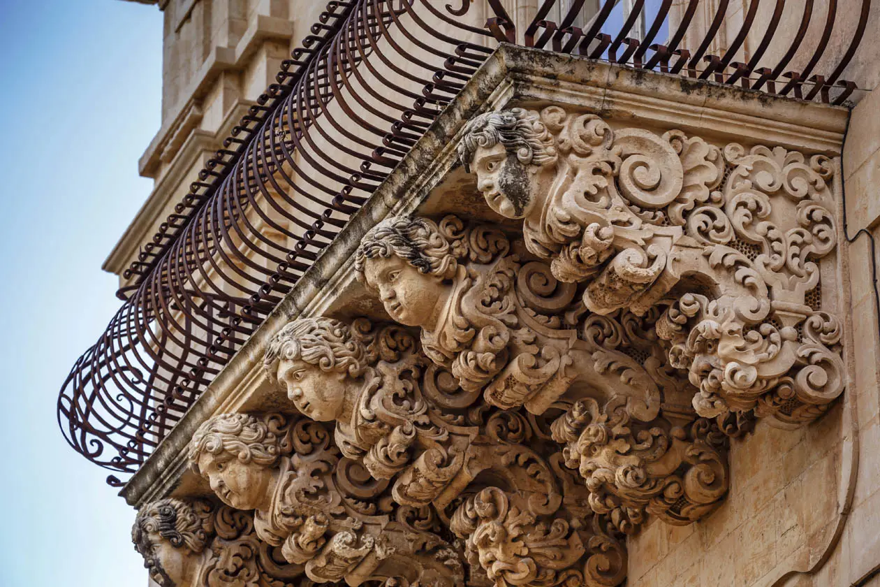 Palazzo Nicolaci di Villadorata a Noto Foto: Copyright © Sisterscom.com / Depositphotos