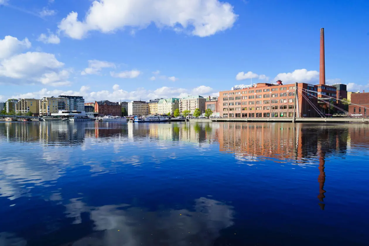 The Tammerkoski River. Photo: Copyright © Sisterscom.com / Shutterstock