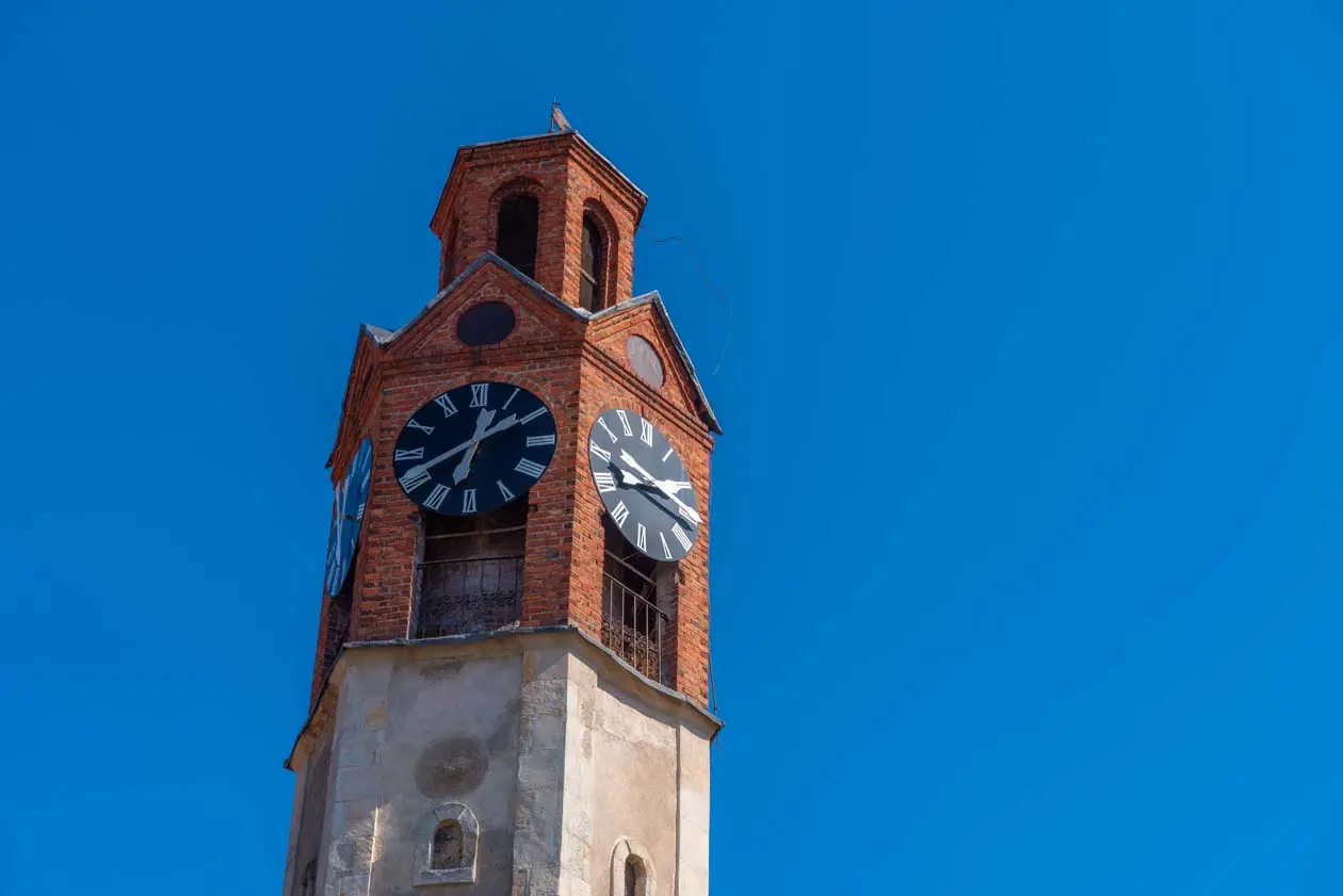 Torre dell’Orologio a Pristina Foto: Copyright © Sisterscom.com /&nbsp;Depositphotos
