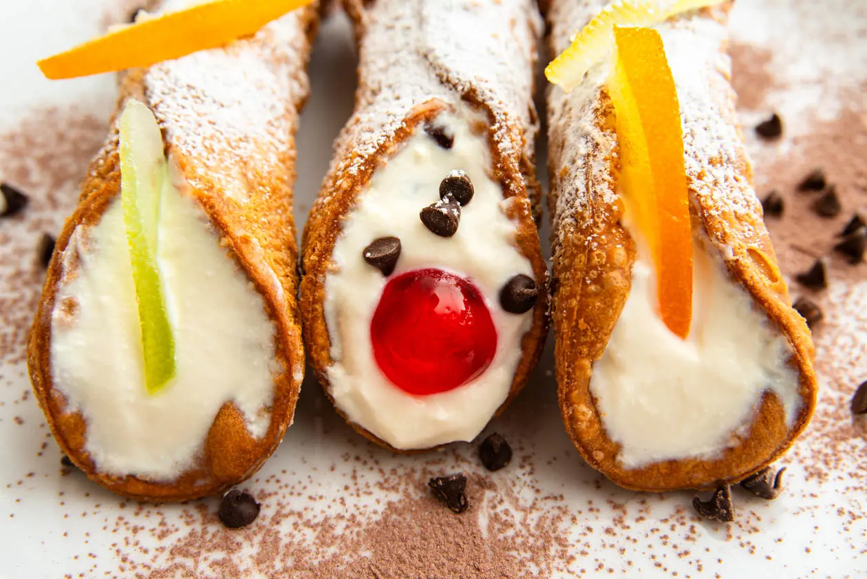 Cannoli siciliani Foto: Copyright © Sisterscom.com / Depositphotos