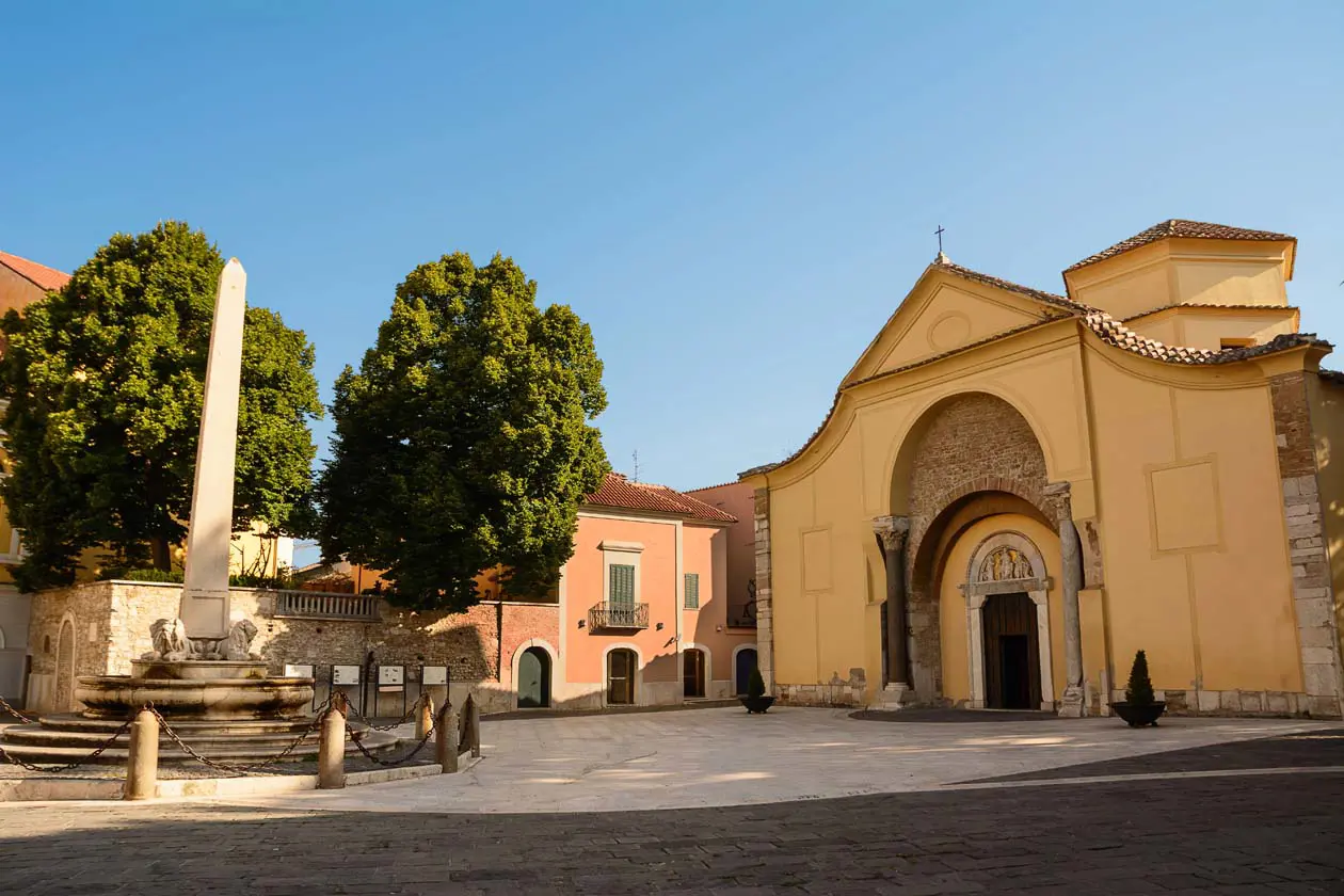 Chiesa di Santa Sofia a Benevento Foto: Copyright © Sisterscom.com / Depositphotos
