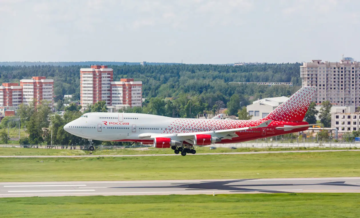 Aeroporto Pulkovo San Pietroburgo Copyright © Sisterscom.com / Shutterstock