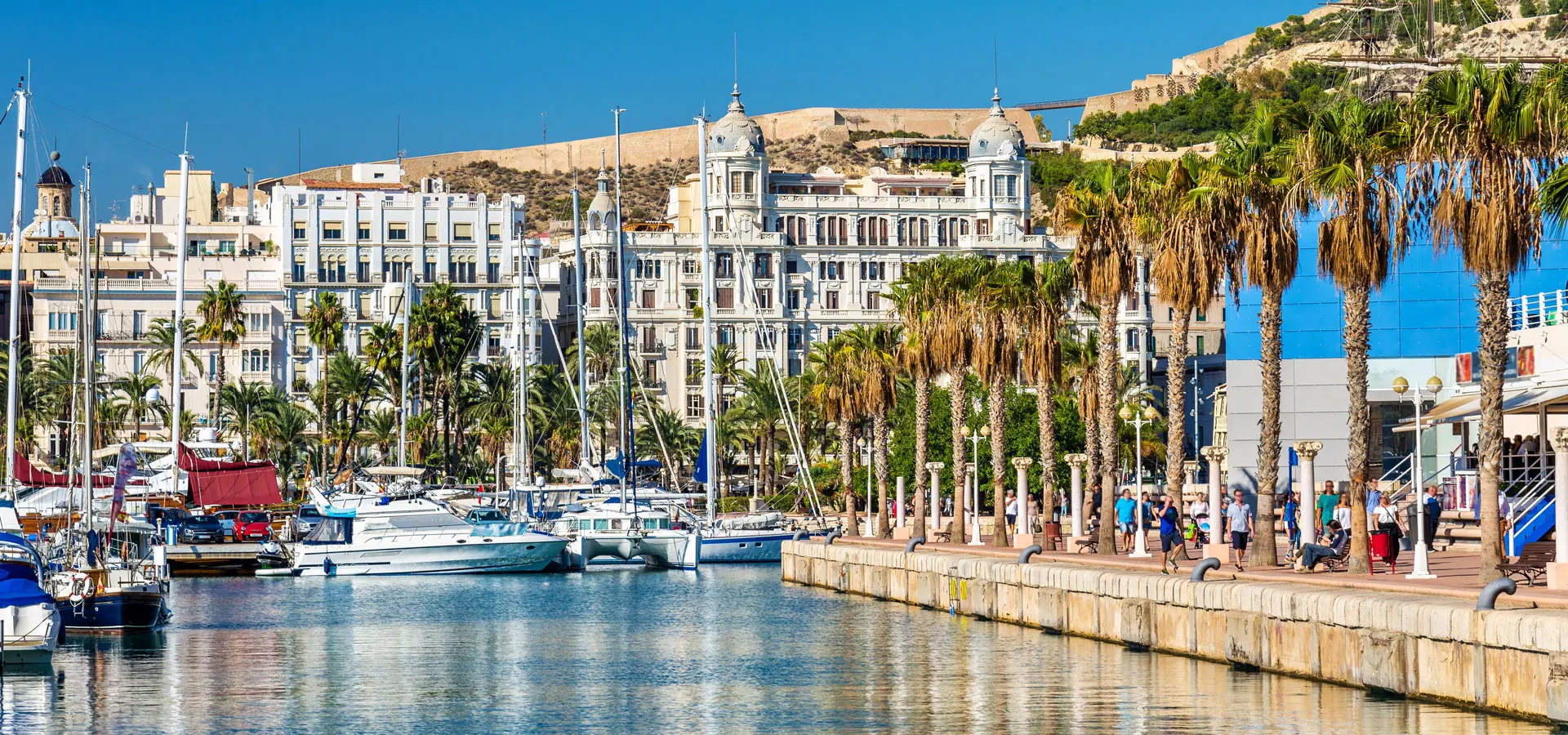 Alicante. Foto:&nbsp;Copyright © Sisterscom.com /&nbsp;Shutterstock