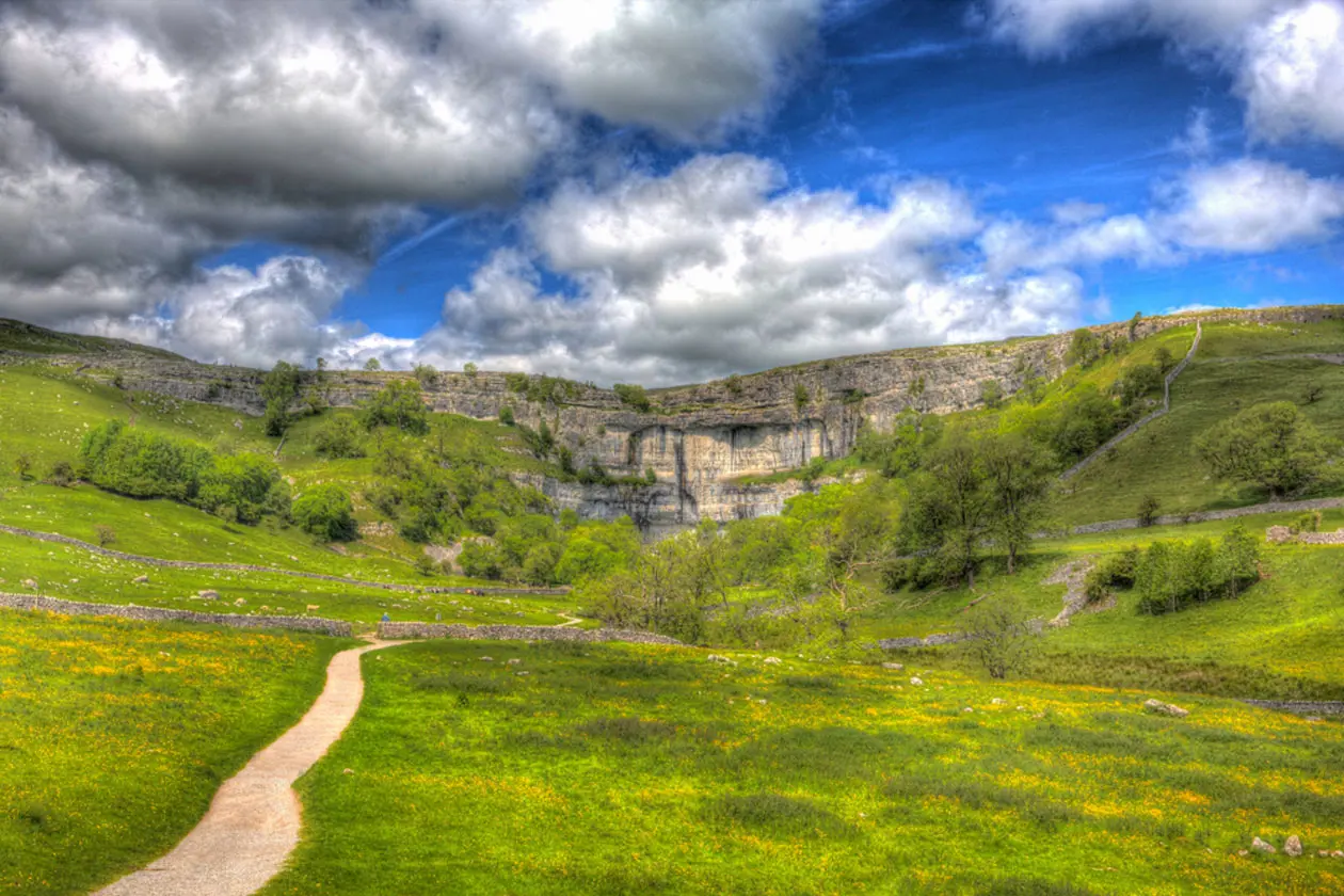 Leeds Bradford Copyright © Sisterscom.com / Shutterstock