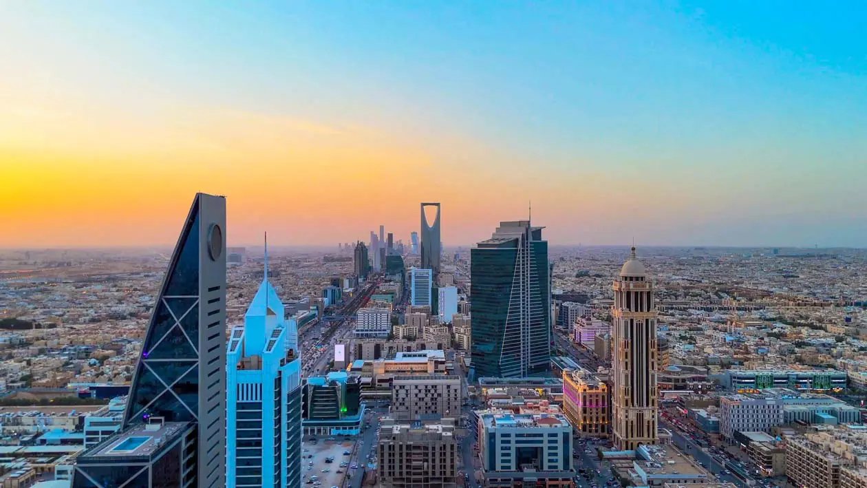 Kuwait City illuminata al tramonto Foto: Copyright © Sisterscom.com /&nbsp;Depositphotos