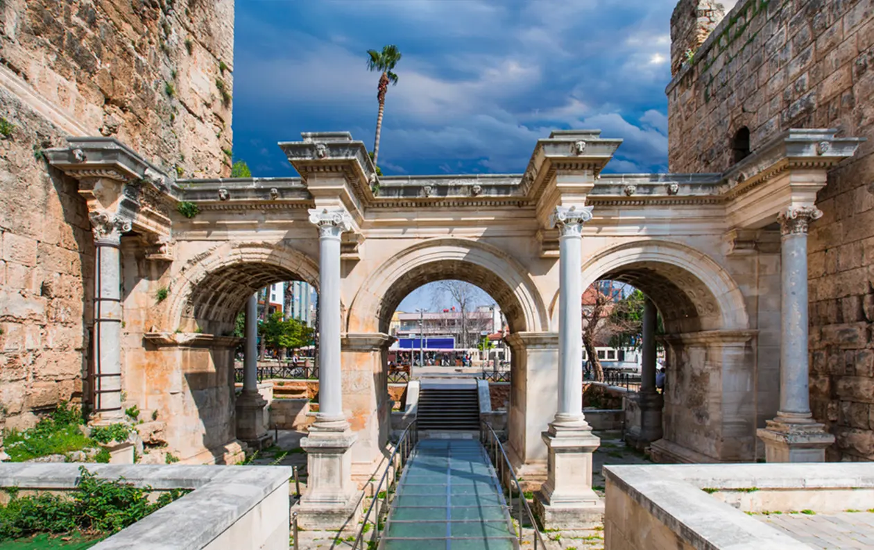 Hadrian's Gate in Antalya. Photo: Copyright © Sisterscom.com; Shutterstock