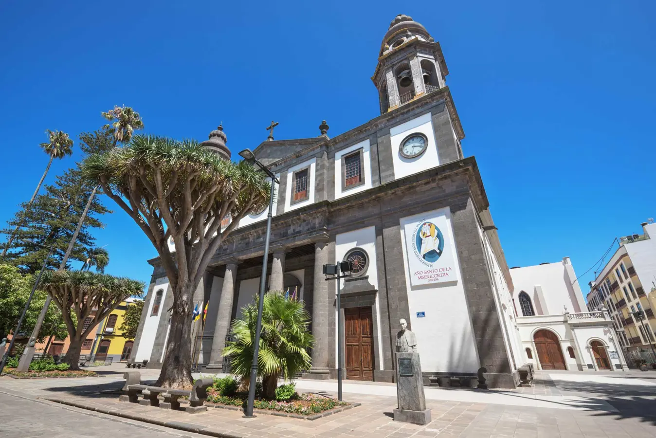 Tenerife. Cattedrale di S. Cristobal de la Laguna.