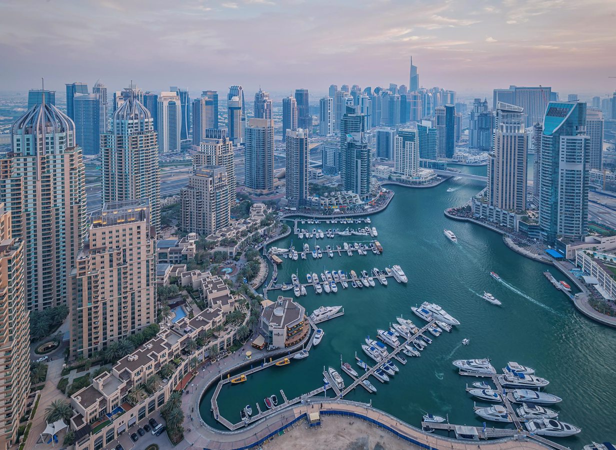 Dubai Marina. 