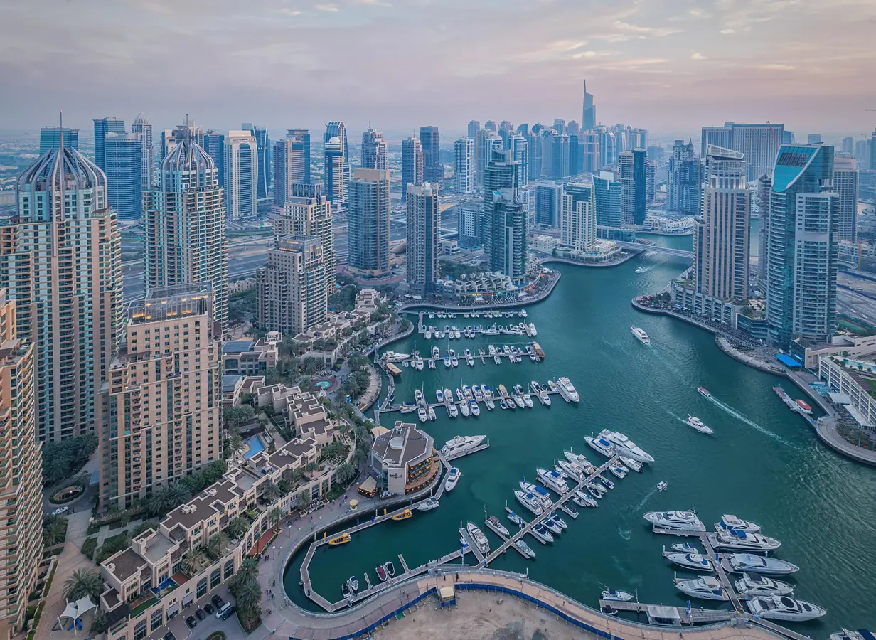 Dubai Marina. 