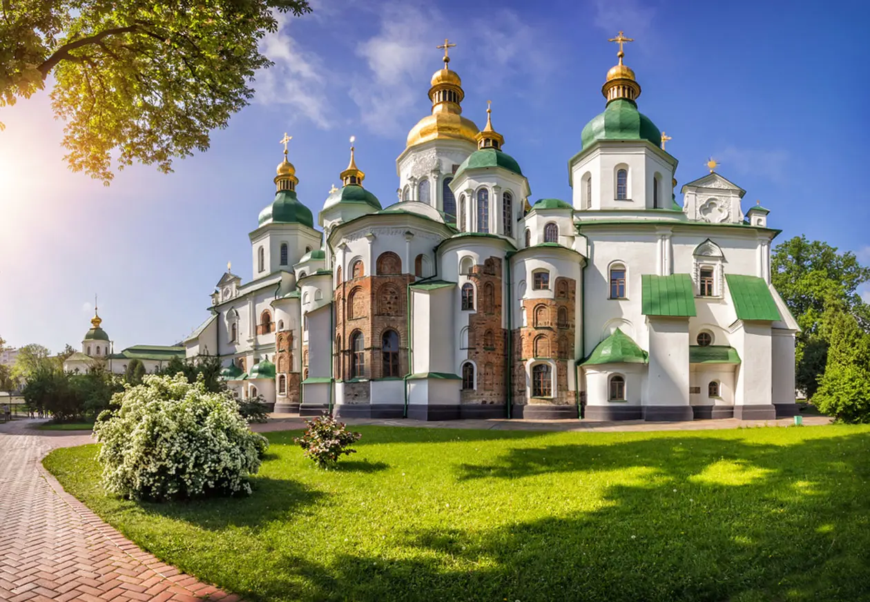 Cathedral of Saint Sophia. Kyiv Photo: Copyright © Sisterscom.com, Shutterstock 