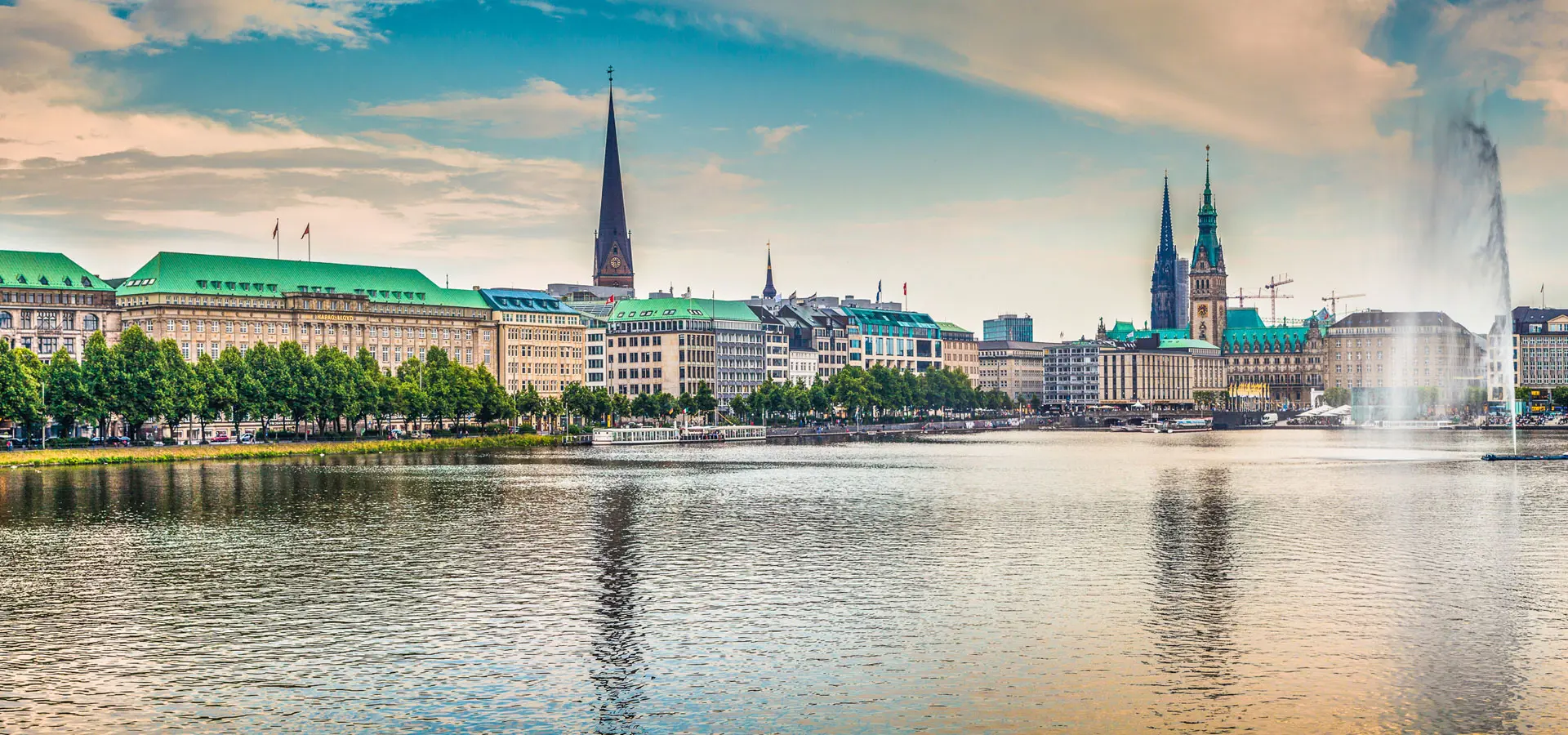 Hamburg. Panoramic view of the Lake Binnenalster.