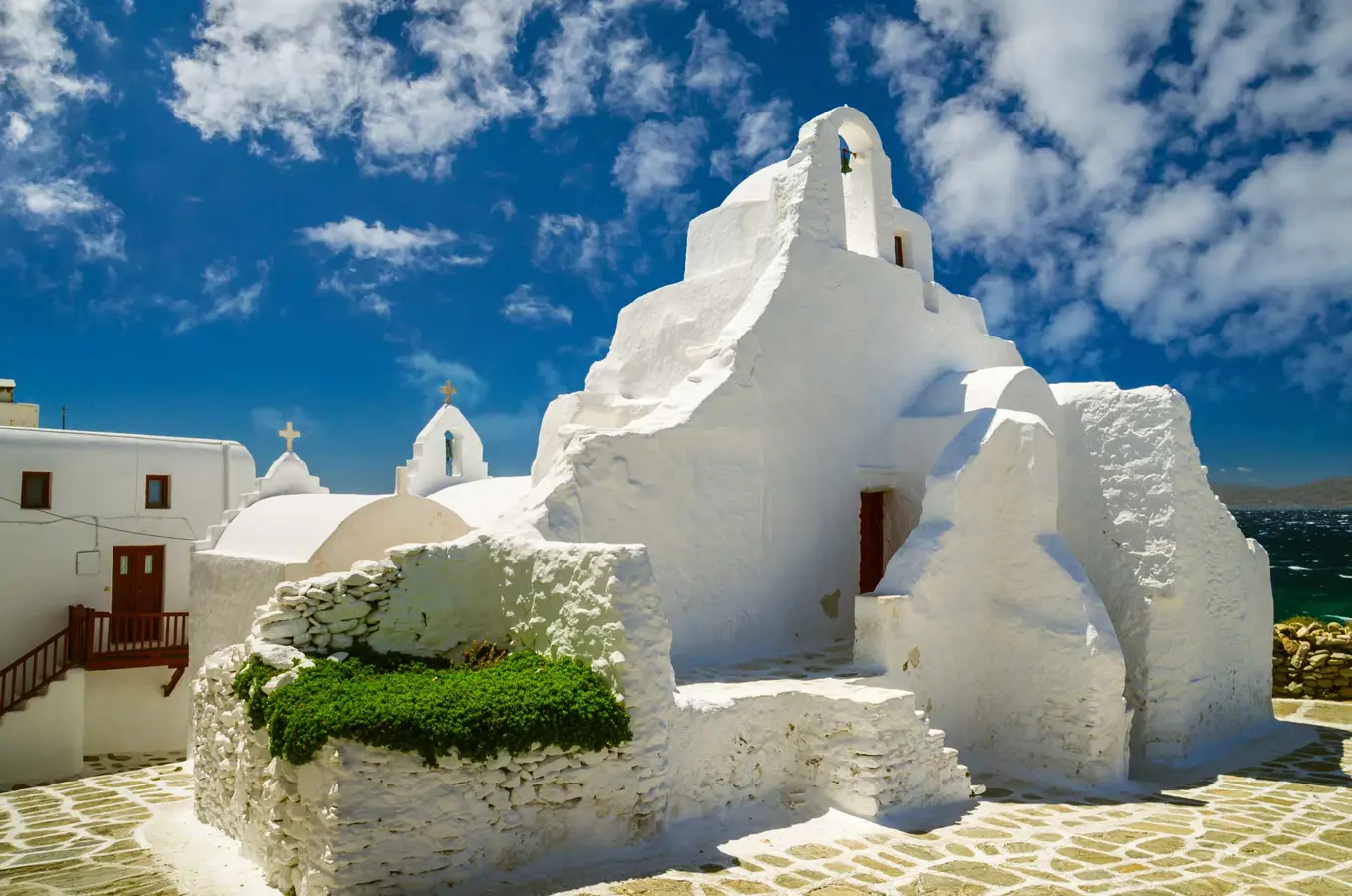  Mykonos. Chiesa di Panagia Paraportiani.