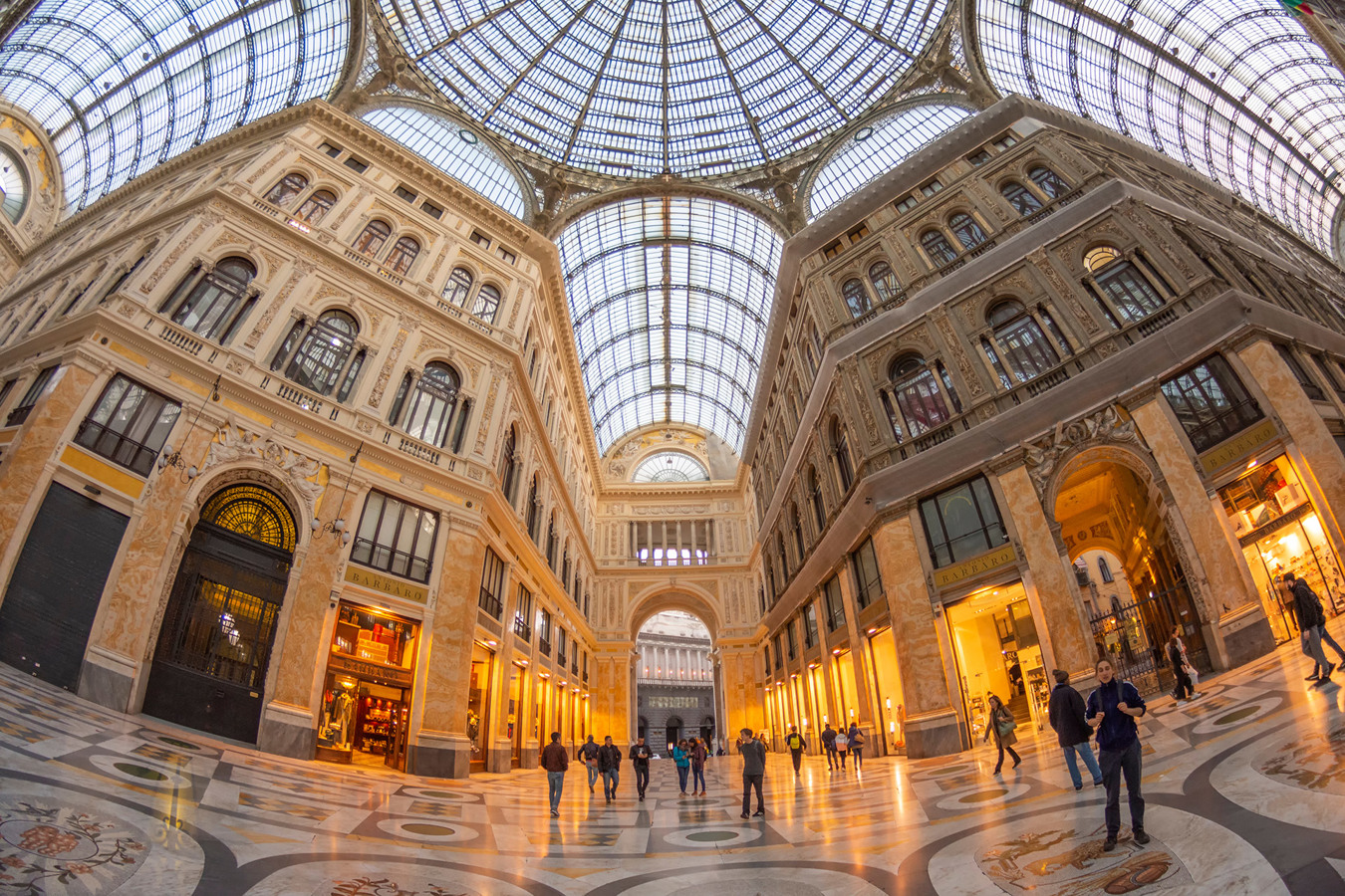 Galleria Umberto I a Napoli.