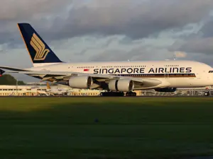 Singapore Airlines. World's Best Airline