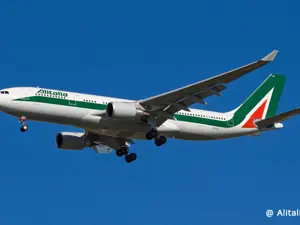 Alitalia - Avion Tourism