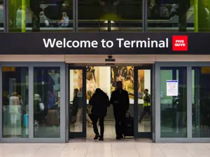 Heathrow Terminal 5 accoglie Five Guys