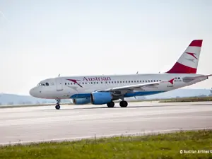 Austrian Airlines - Avion Tourism