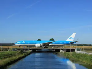 Amsterdam - Avion Tourism