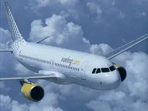 Vueling - Avion Tourism