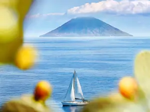 Isole minori della Sicilia: dove il Mediterraneo diventa avventura, relax e scoperta
