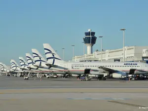 Aegean Airlines - Avion Tourism