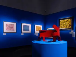Keith Haring in Rome: over 140 works at Palazzo Braschi between street art, music and civil commitment