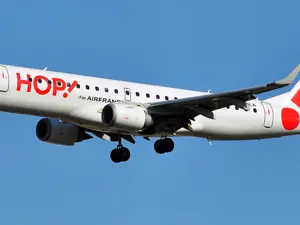 Hop Airlines - Avion Tourism