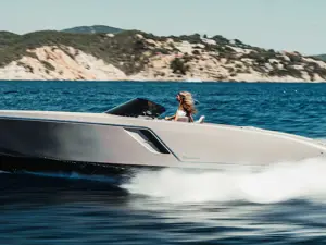 Il nuovo Frauscher 1017 GT al Salone Nautico di Genova