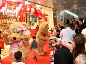 The first store of Hamleys at Doha Airport