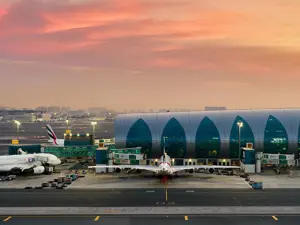 Record-breaking Dubai Airport