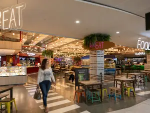 Aeroporto di Ibiza: il nuovo StrEAT con street food