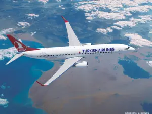 Turkish Airlines - Avion Tourism