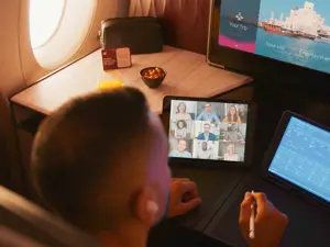 Qatar Airways completa l’installazione di Starlink sui Boeing 777