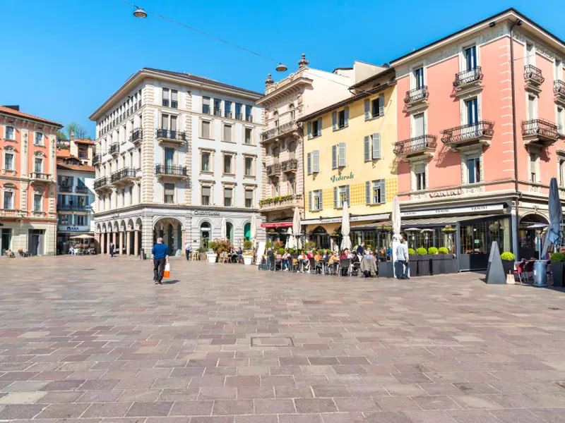 Lugano. Piazza della Riforma. 