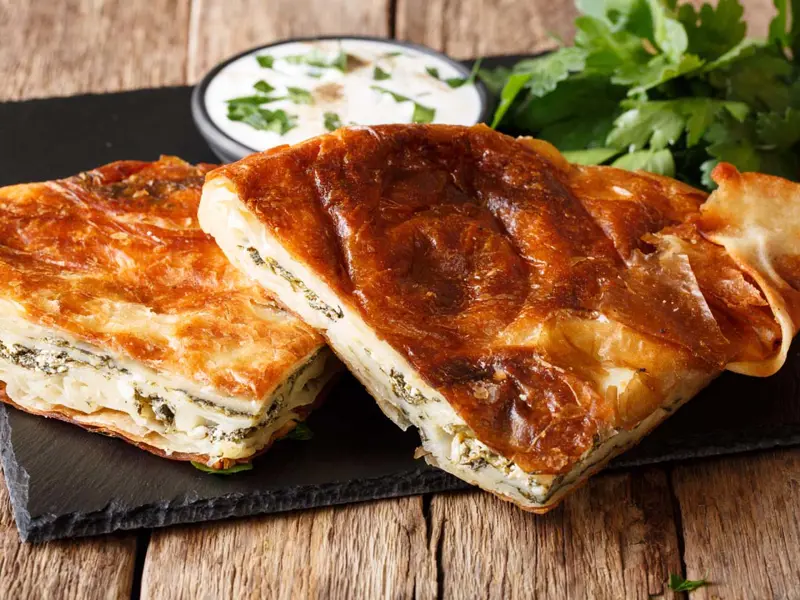 Burek Foto: Copyright © Sisterscom.com /&nbsp;Depositphotos