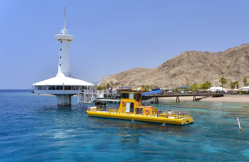 Eilat. Osservatorio subacqueo.