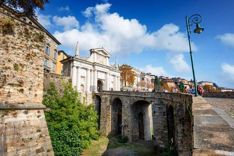 Bergamo. Porta di S. Giacomo.