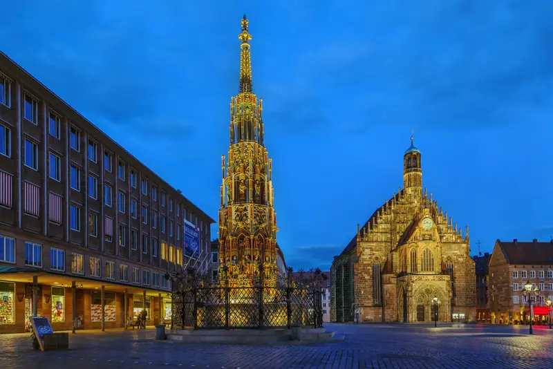 Nuremberg. The Beautiful Fountain.