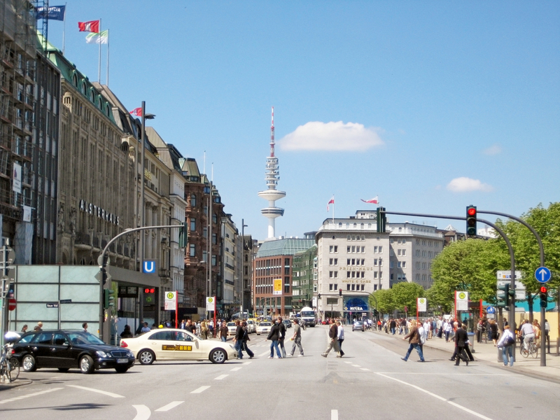Hamburg. Jungfernstieg Street.