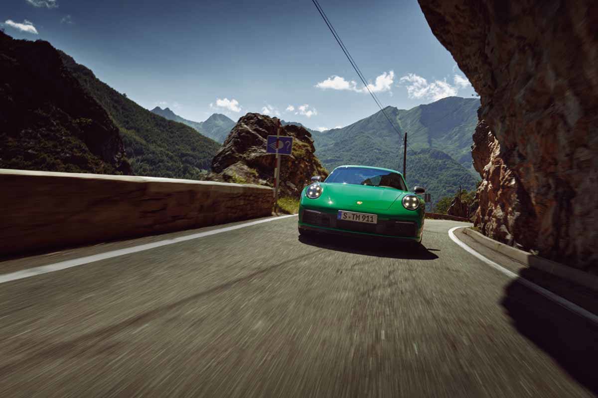 Nuova 911 Carrera T di Porsche