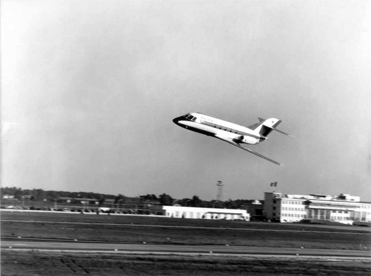 Mystere 20, First Flight, May 4, 1963. Copyright © Dassault Falcon Jet Corp., Dassault Aviation.
