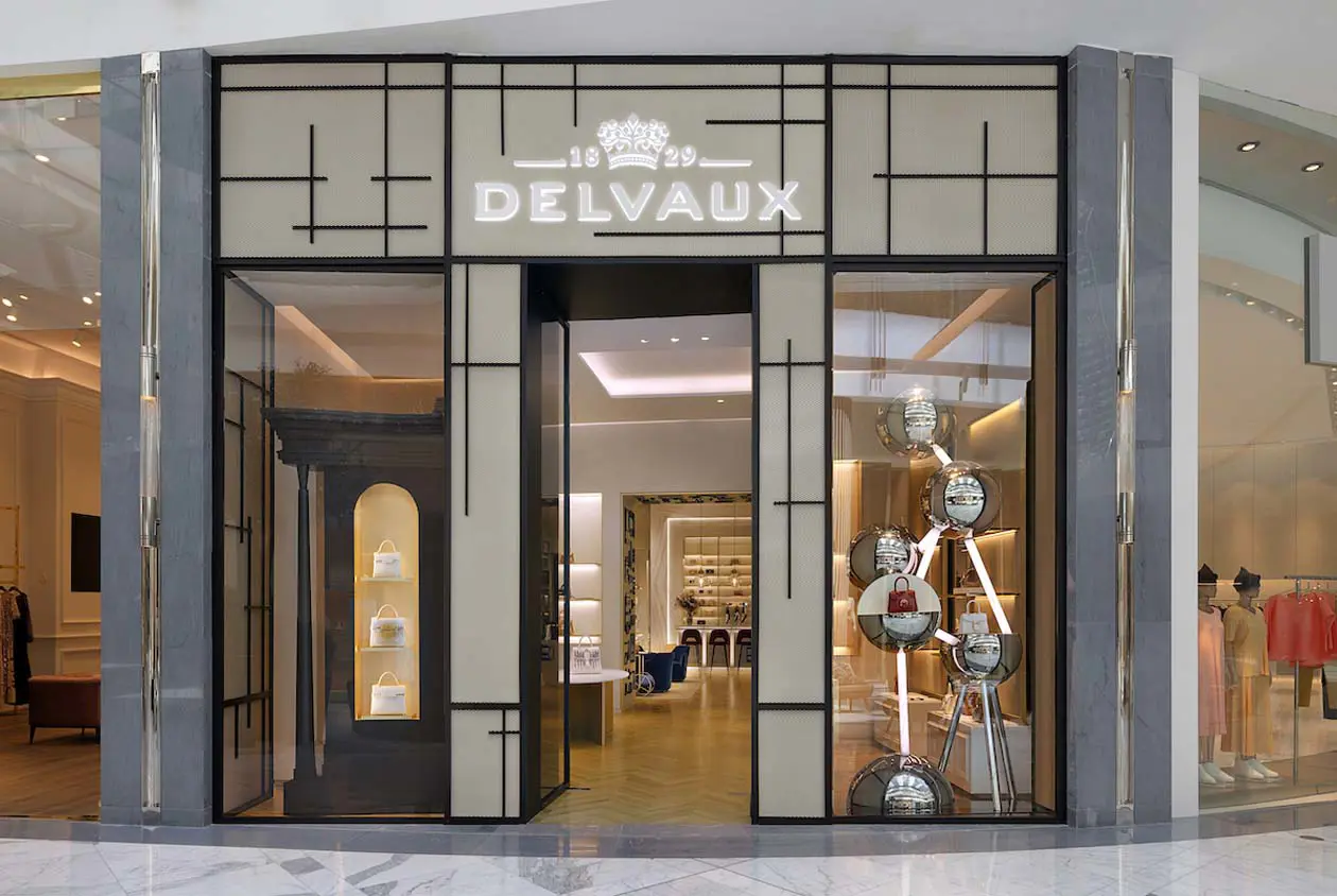 Delvaux, Dubai Mall