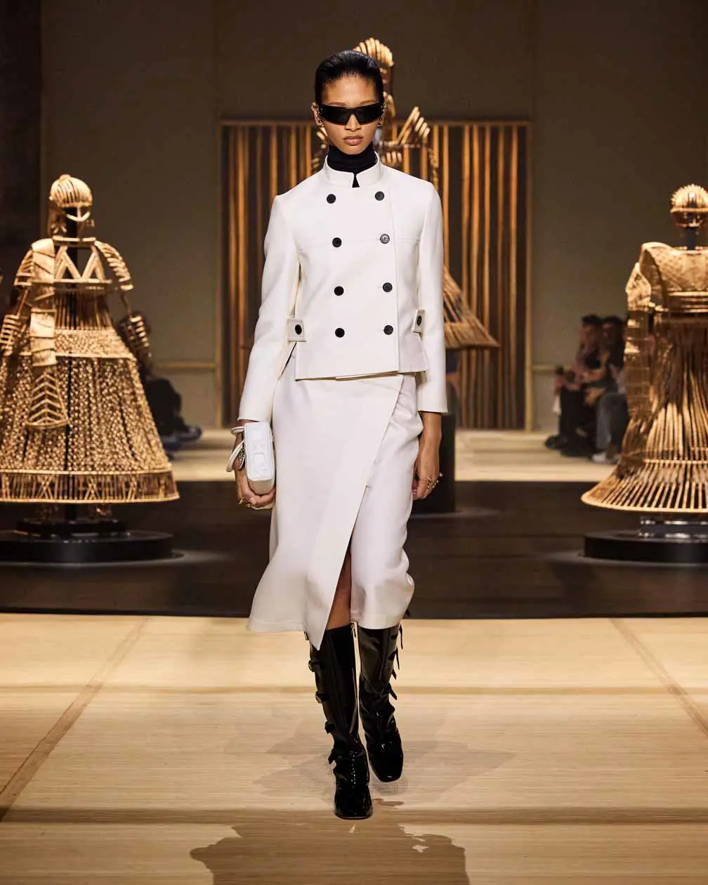 Dior, Women Ready-To-Wear Fall/Winter 2024-2025. Copyright © Dior