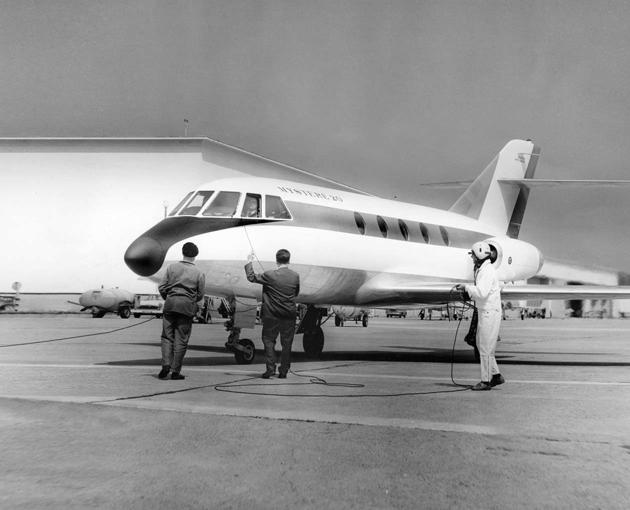 Falcon 20, First flight,1963. Copyright © Dassault Falcon Jet Corp., Dassault Aviation.