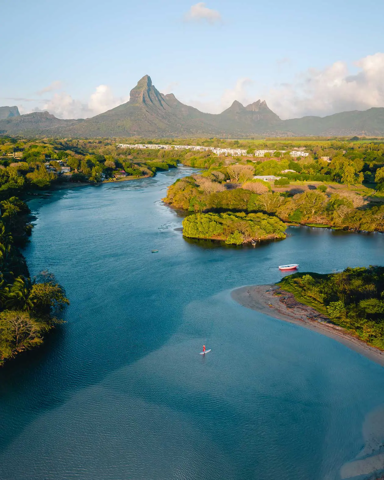 ACTIVITIES, SUP TAMARIN RIVER. Copyright © Mauritius Tourism Promotion Authority