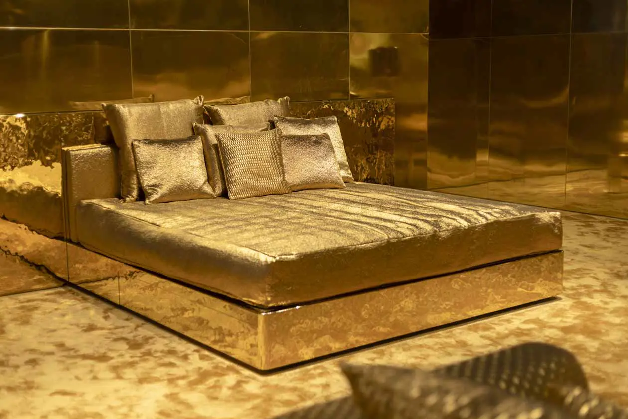 Dolce&Gabbana Casa, Milano Design Week 2023, Oro 24k. Copyright © Dolce&Gabbana