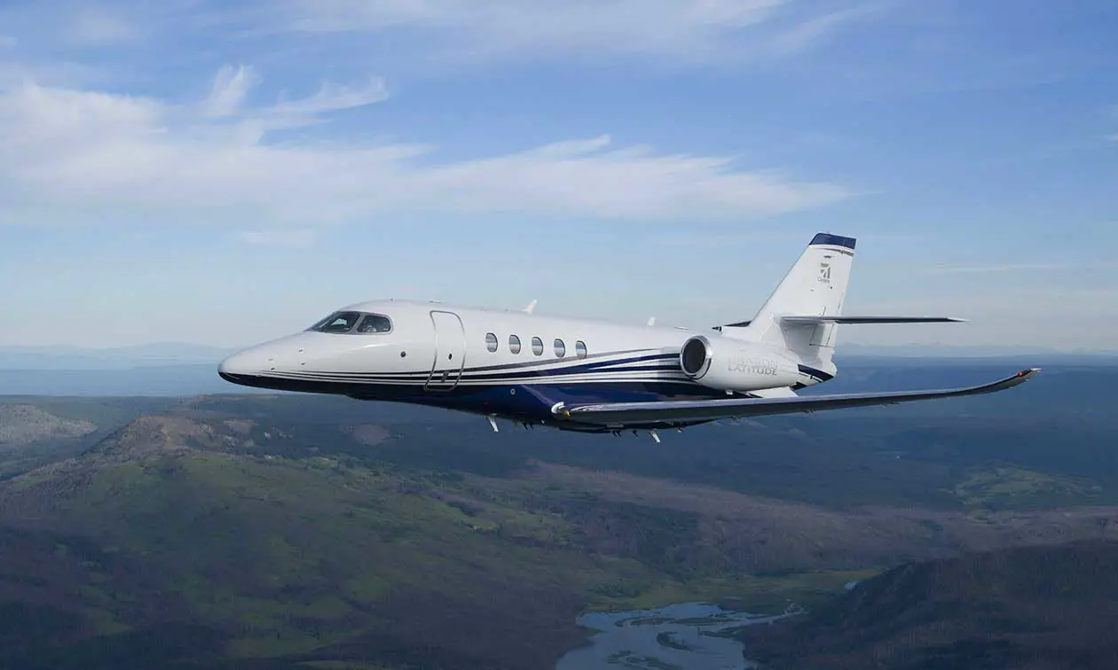 Cessna Citation Latitude, jet business mid-size Copyright © Textron Aviation