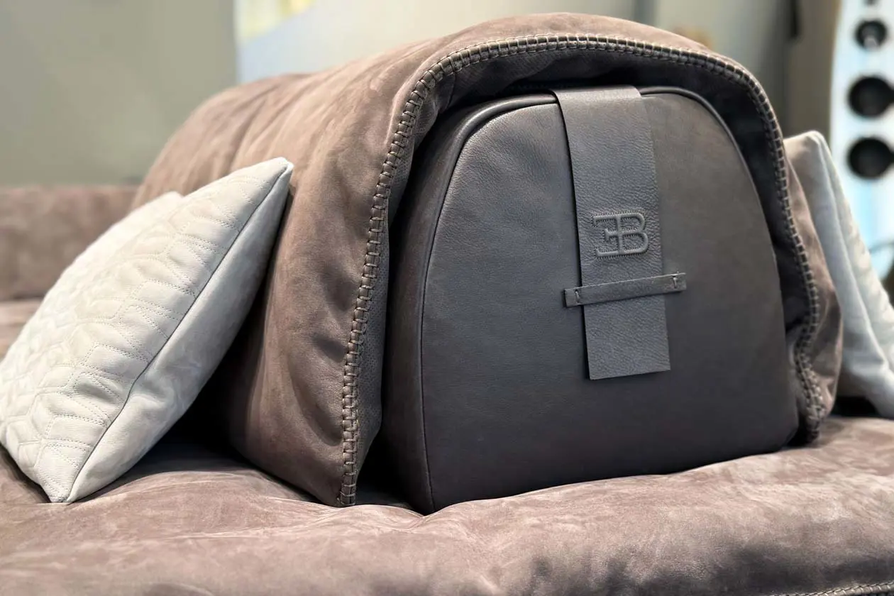 Icon Collection Bugatti Home 2026 Foto: Copyright © Bugatti Automobiles SAS